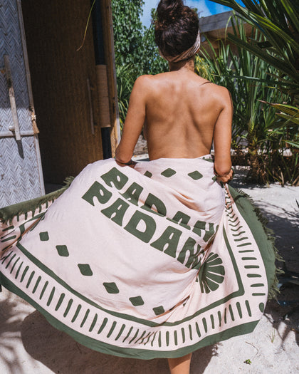 Padang Padang Sarong by Club Pantai